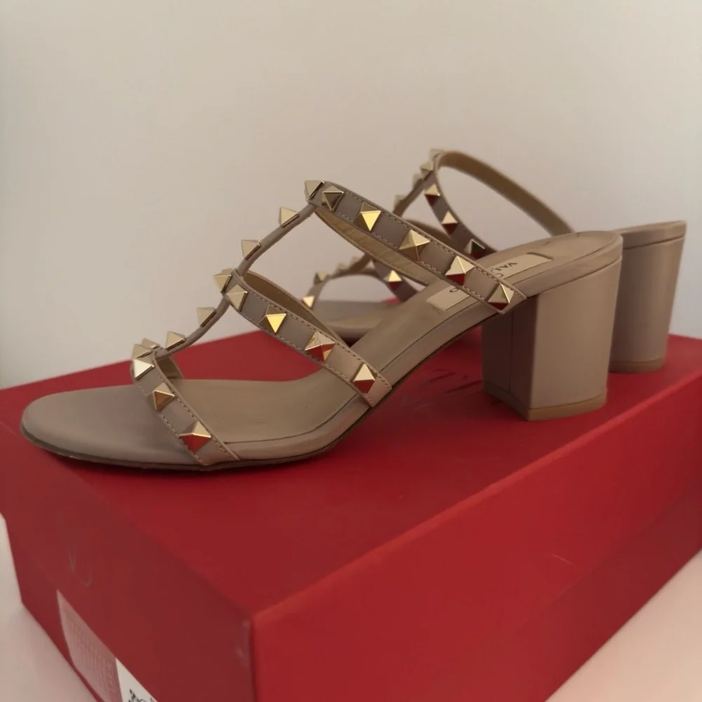 Valentino Rockstud Caged 60 Leather Sandal size 38 - Picture 5 of 9